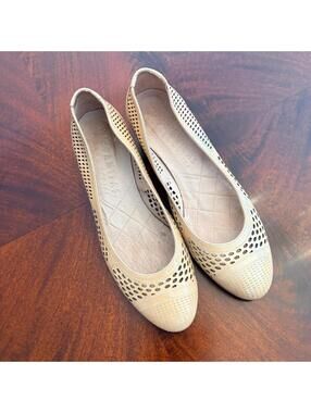 Hispanitas Pump Heel Shoes Women's Size 36 Made in Spain